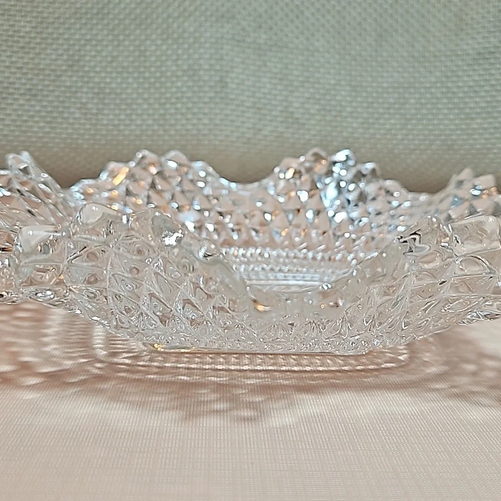 Vintage Indiana Glass Co Square Ruffled Diamond Point Candy Nut Dish Bowl